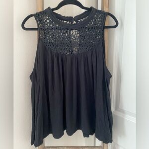 Women’s - Flowy Black Sleeveless Top - Lace Detailing - Size XL